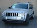 2005 Bright Silver Metallic Jeep Grand Cherokee Laredo 4x4  photo #4