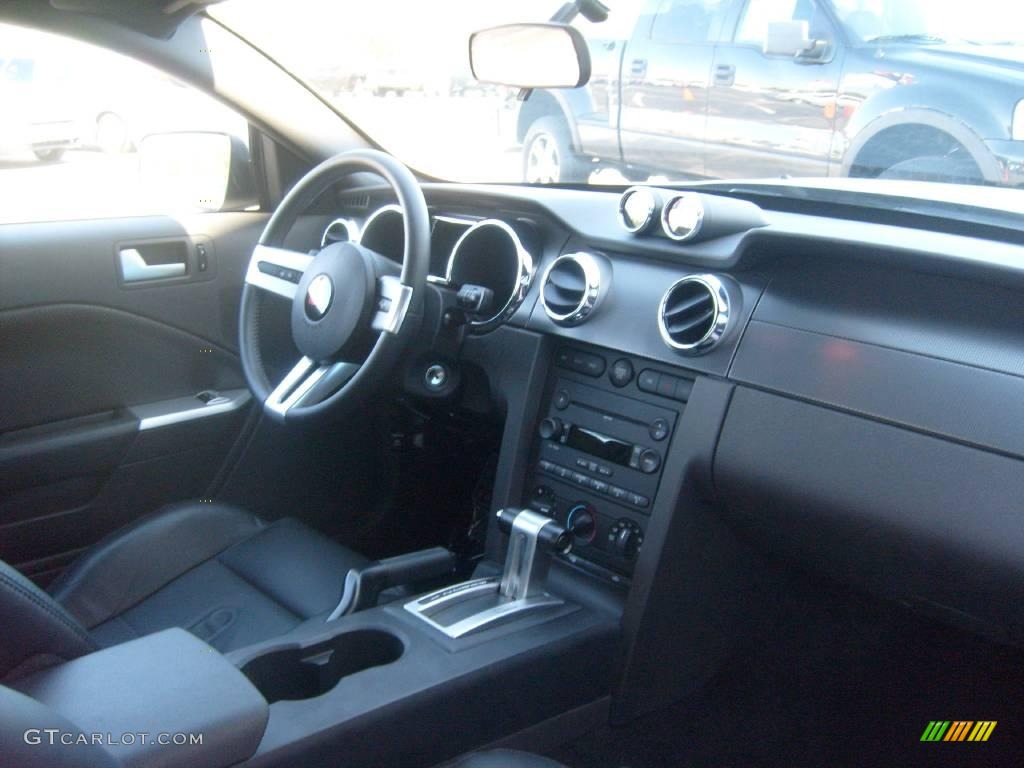 2007 Mustang Saleen S281 Supercharged Coupe - Performance White / Black Leather photo #17