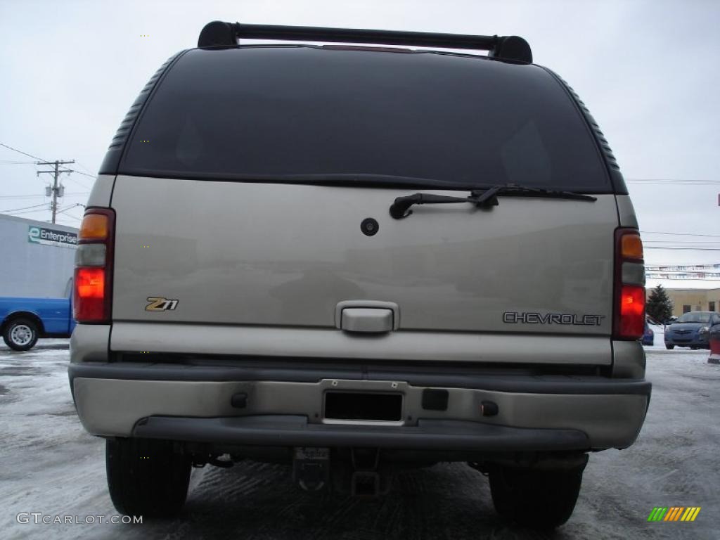 2003 Suburban 1500 Z71 4x4 - Light Pewter Metallic / Gray/Dark Charcoal photo #7