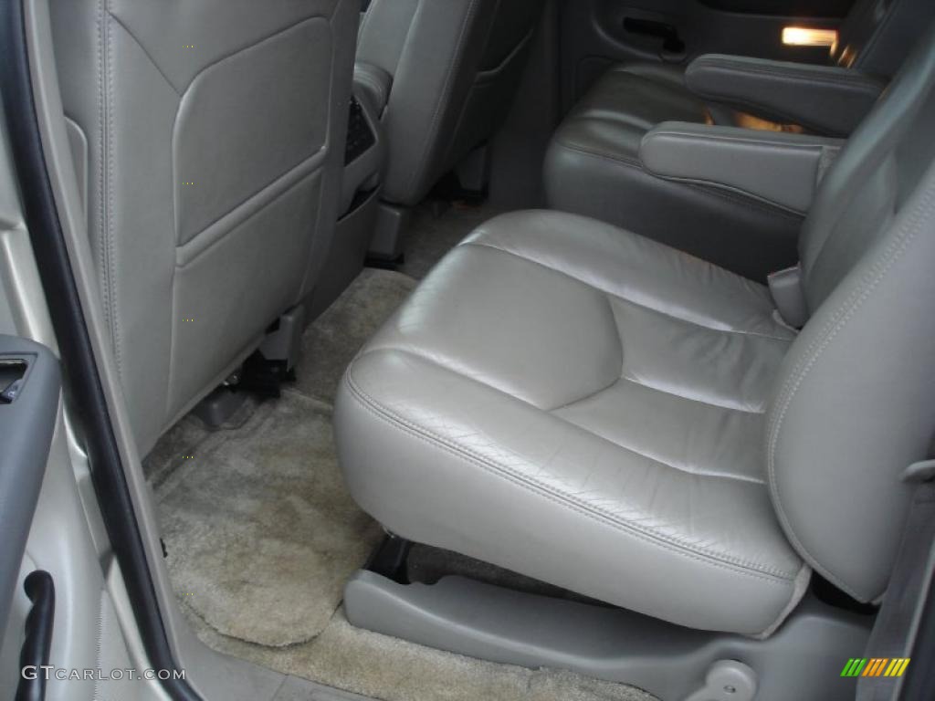 2003 Suburban 1500 Z71 4x4 - Light Pewter Metallic / Gray/Dark Charcoal photo #9