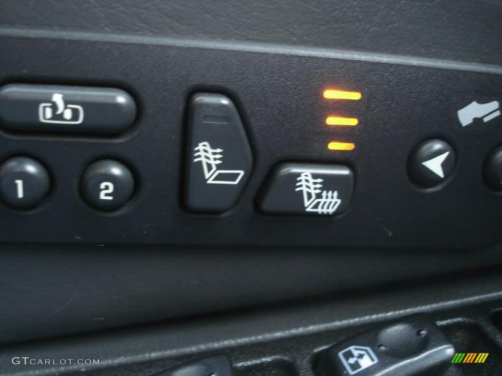 2003 Suburban 1500 Z71 4x4 - Light Pewter Metallic / Gray/Dark Charcoal photo #23