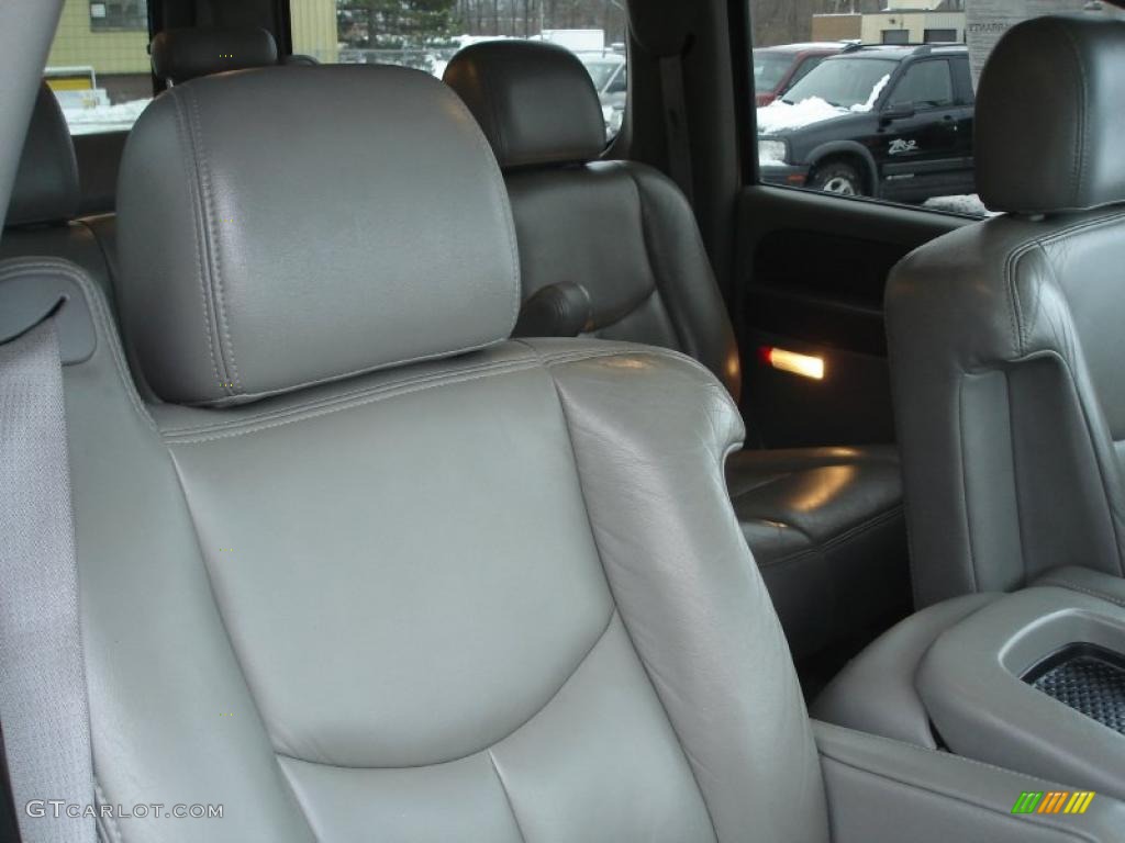 2003 Suburban 1500 Z71 4x4 - Light Pewter Metallic / Gray/Dark Charcoal photo #30