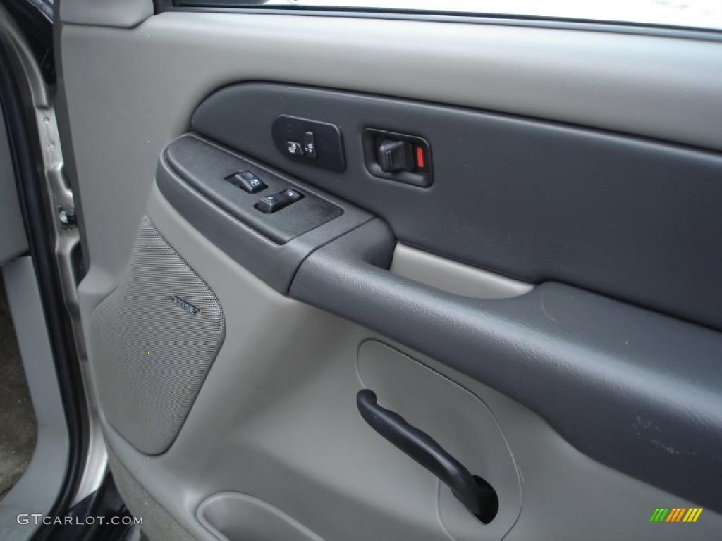 2003 Suburban 1500 Z71 4x4 - Light Pewter Metallic / Gray/Dark Charcoal photo #31