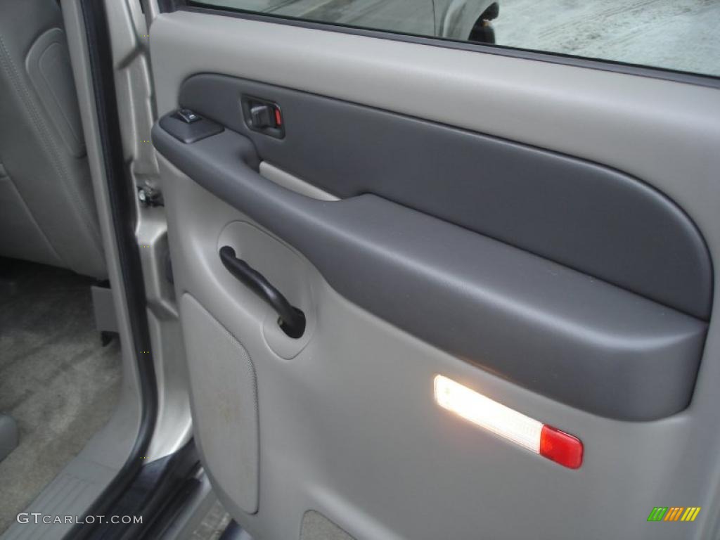 2003 Suburban 1500 Z71 4x4 - Light Pewter Metallic / Gray/Dark Charcoal photo #34