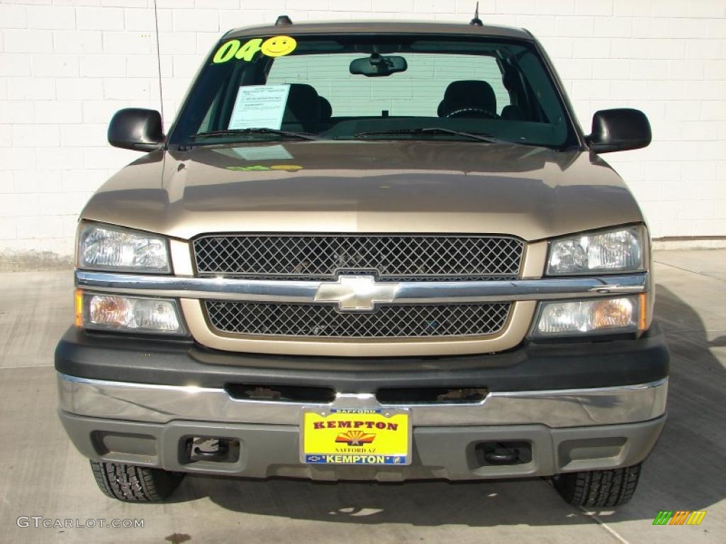 2004 Silverado 1500 Z71 Extended Cab 4x4 - Silver Birch Metallic / Medium Gray photo #13