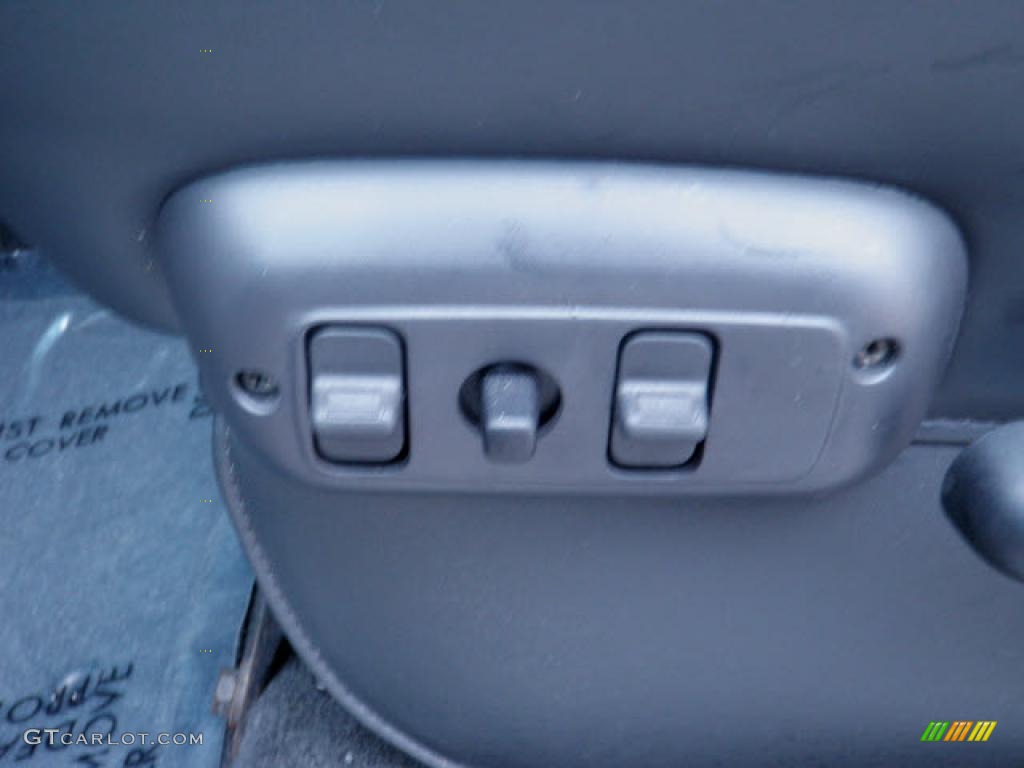2005 Ram 1500 SRT-10 Regular Cab - Bright White / Dark Slate Gray photo #34