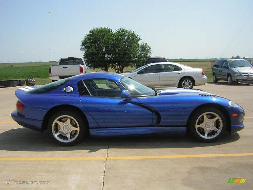 1996 Viper GTS - GTS Blue Pearl / Black photo #47