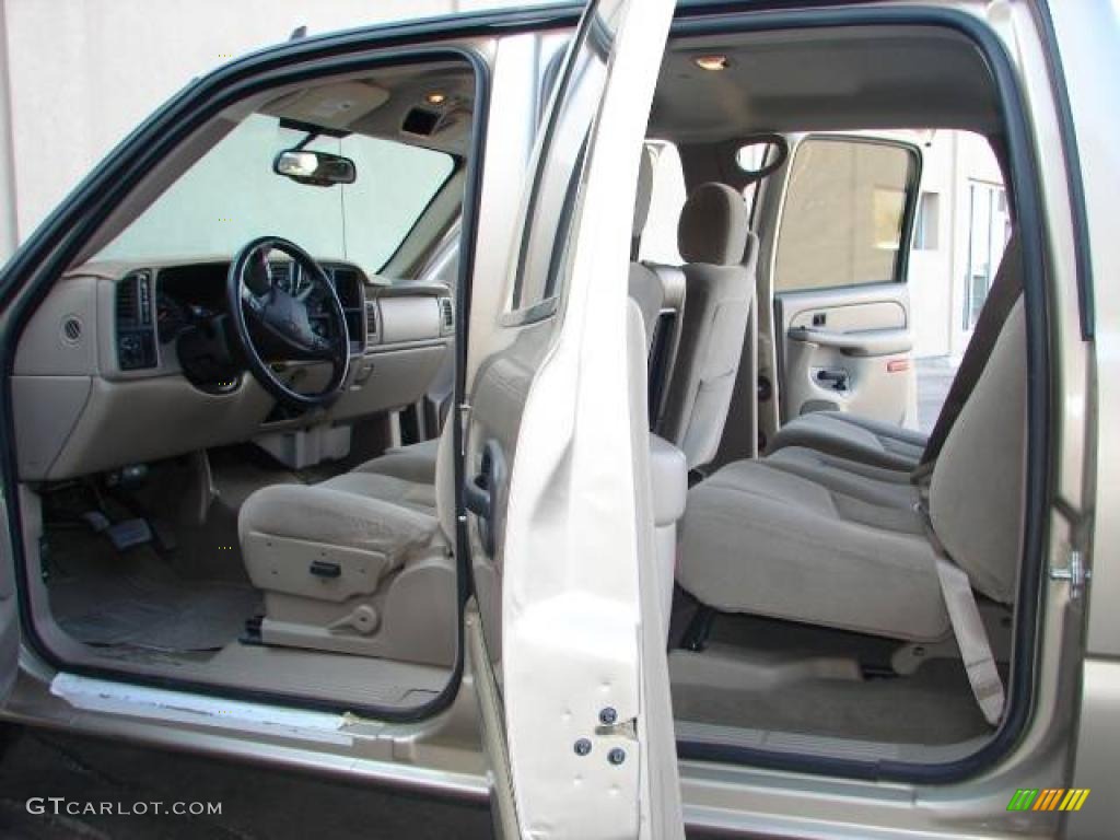 2007 Silverado 1500 Classic LT Crew Cab 4x4 - Sandstone Metallic / Tan photo #18