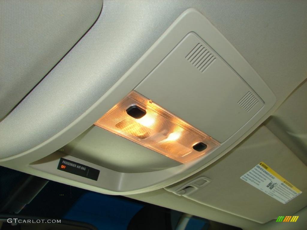 2007 Tahoe LS 4x4 - Summit White / Light Cashmere/Ebony photo #19