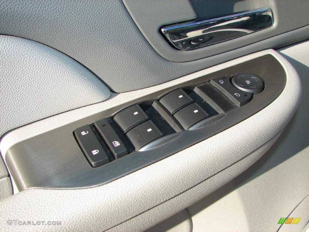 2007 Tahoe LS 4x4 - Summit White / Light Cashmere/Ebony photo #21