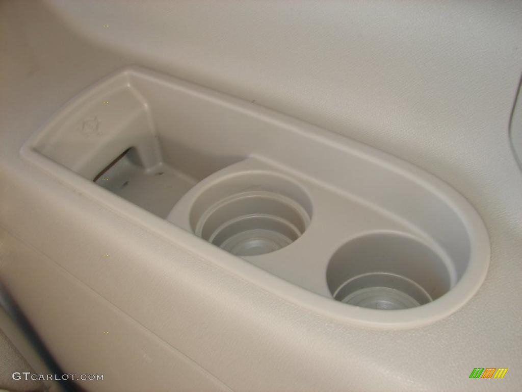2007 Tahoe LS 4x4 - Summit White / Light Cashmere/Ebony photo #23