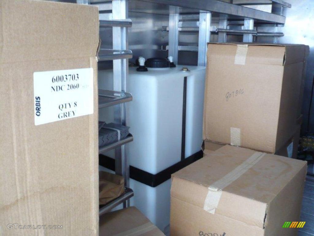 2008 Sprinter Van 3500 Chassis Commercial - Lime Green / Gray photo #16