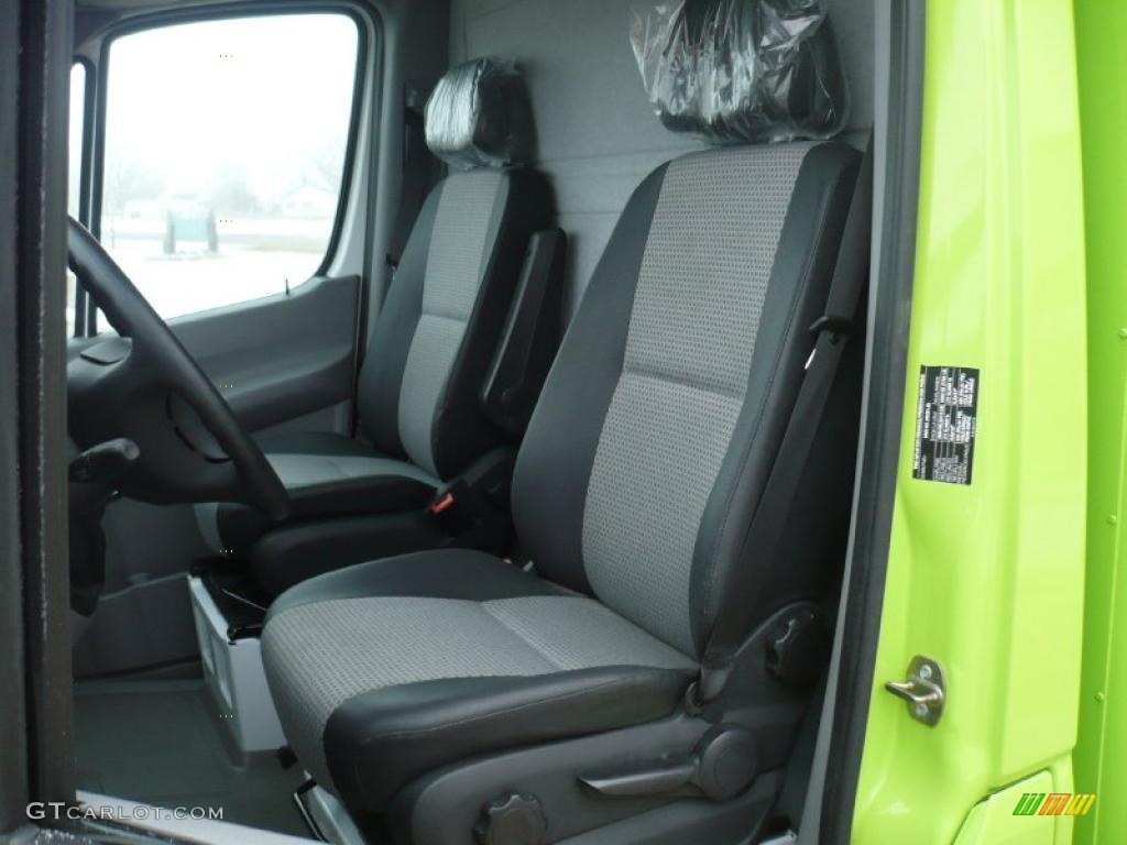 2008 Sprinter Van 3500 Chassis Commercial - Lime Green / Gray photo #21