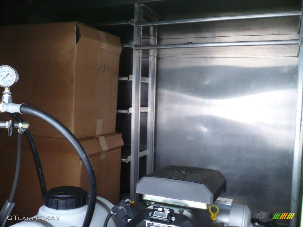 2008 Sprinter Van 3500 Chassis Commercial - Lime Green / Gray photo #22