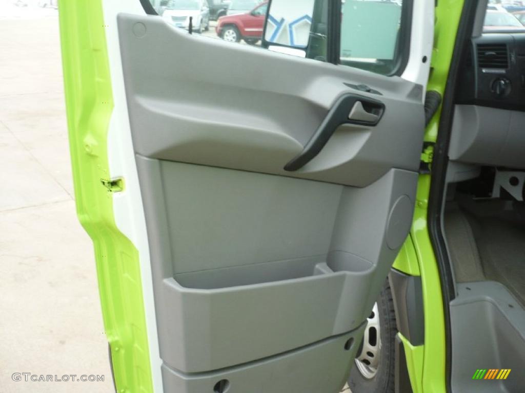 2008 Sprinter Van 3500 Chassis Commercial - Lime Green / Gray photo #27