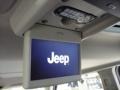 2009 Brilliant Black Crystal Pearl Jeep Commander Limited  photo #4