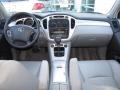 Millenium Silver Metallic - Highlander V6 4WD Photo No. 14