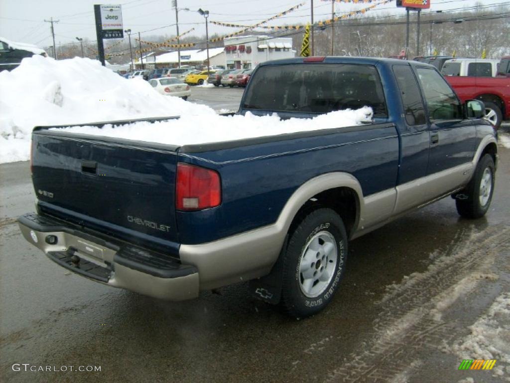 1999 S10 LS Extended Cab 4x4 - Indigo Blue Metallic / Medium Gray photo #5