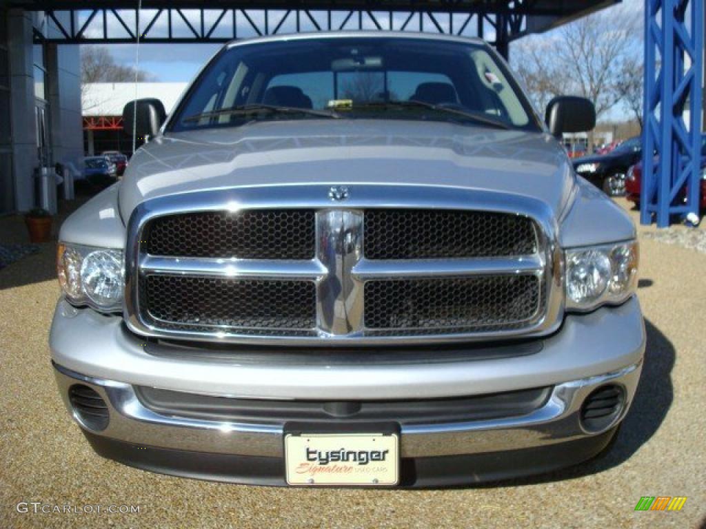2004 Ram 1500 SLT Sport Quad Cab - Bright Silver Metallic / Dark Slate Gray photo #9