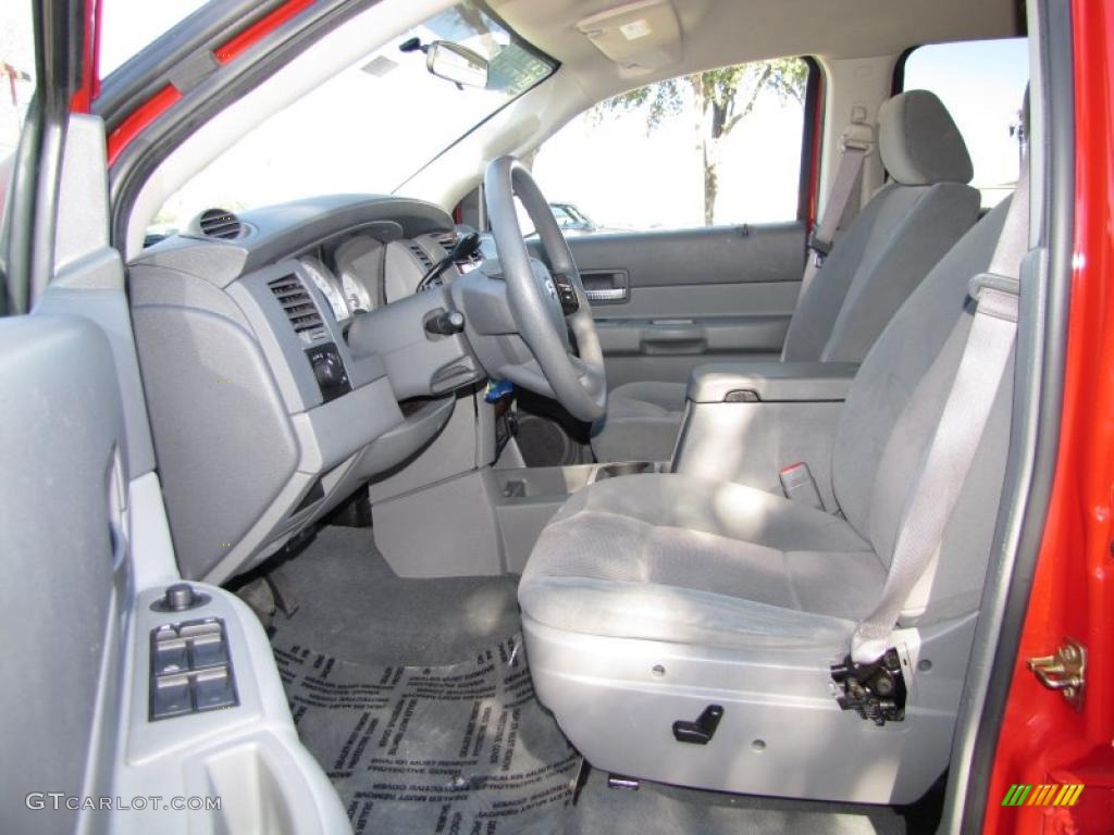 2005 Durango SLT - Flame Red / Medium Slate Gray photo #8