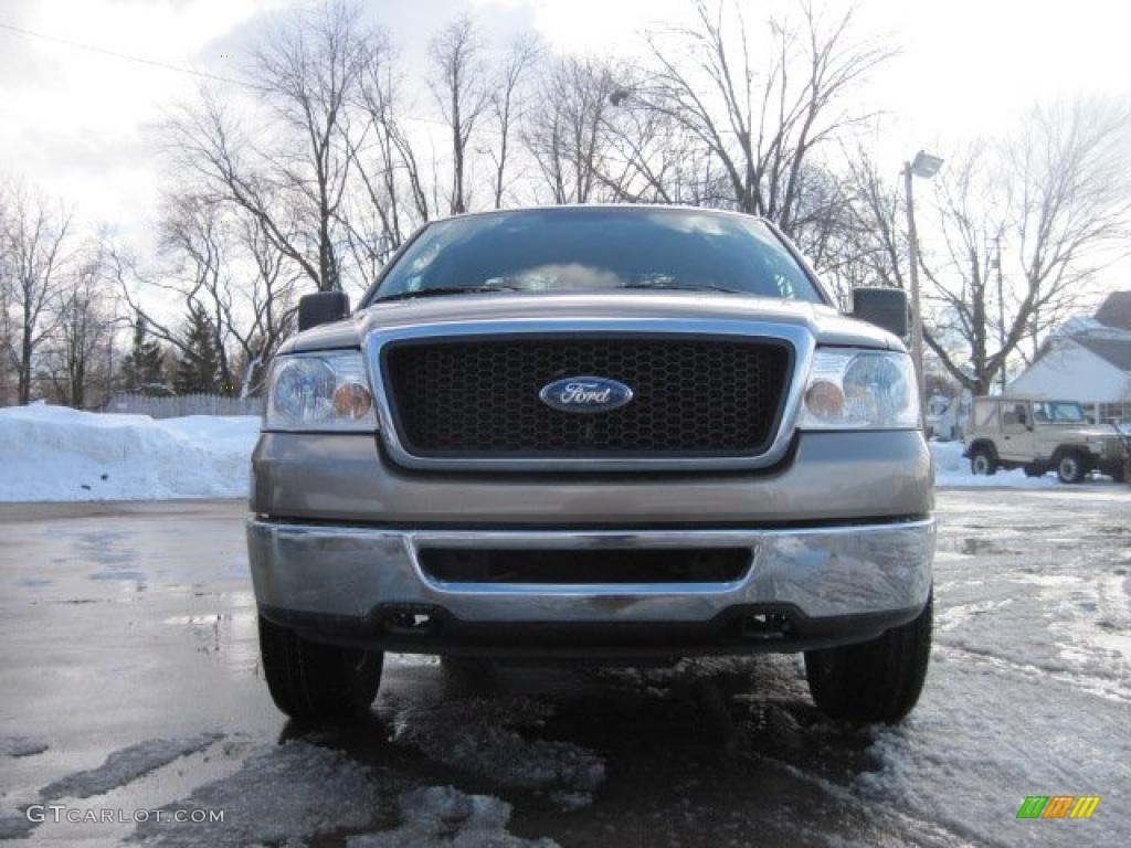 2006 F150 XLT SuperCab 4x4 - Arizona Beige Metallic / Tan photo #2