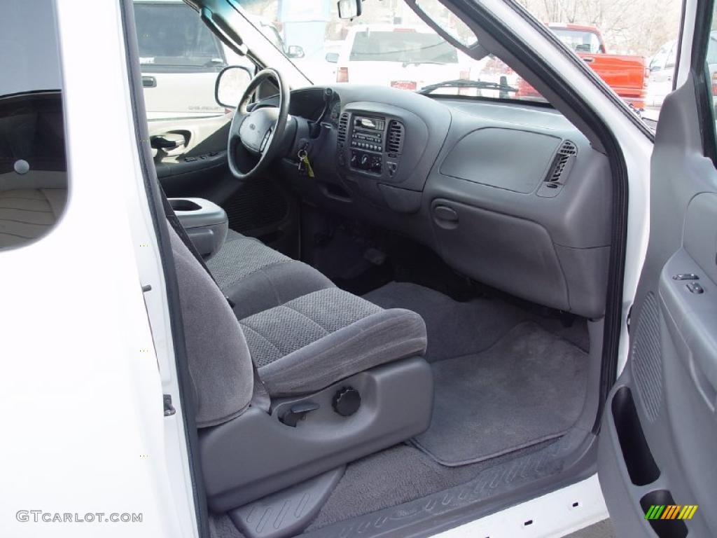 2002 F150 XLT SuperCab 4x4 - Oxford White / Dark Graphite photo #18