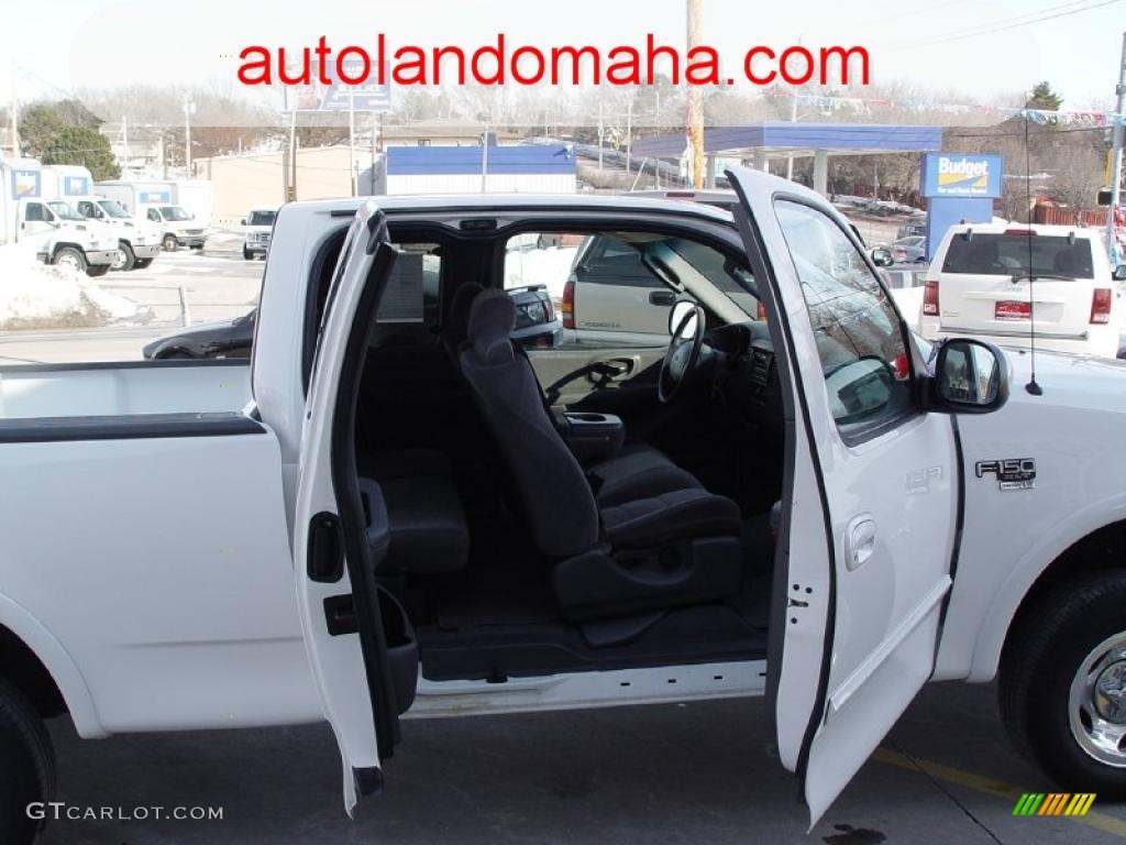 2002 F150 XLT SuperCab 4x4 - Oxford White / Dark Graphite photo #20