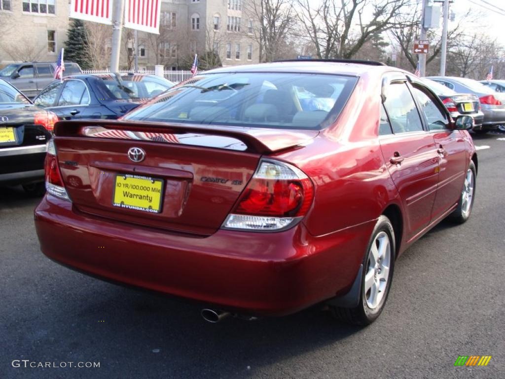 2005 Camry LE - Salsa Red Pearl / Taupe photo #5