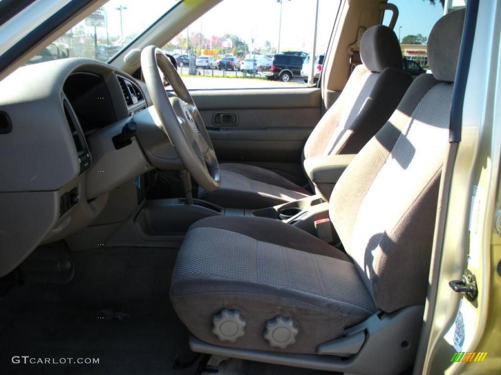 2004 Pathfinder SE - Luminous Gold Metallic / Beige photo #12