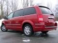 2008 Inferno Red Crystal Pearlcoat Chrysler Town & Country Limited  photo #4