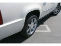 White Diamond - Escalade ESV AWD Photo No. 14