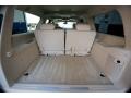 White Diamond - Escalade ESV AWD Photo No. 29