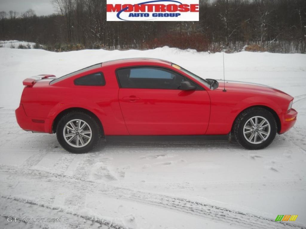 2005 Mustang V6 Premium Coupe - Torch Red / Red Leather photo #3