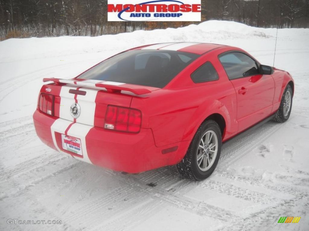 2005 Mustang V6 Premium Coupe - Torch Red / Red Leather photo #5