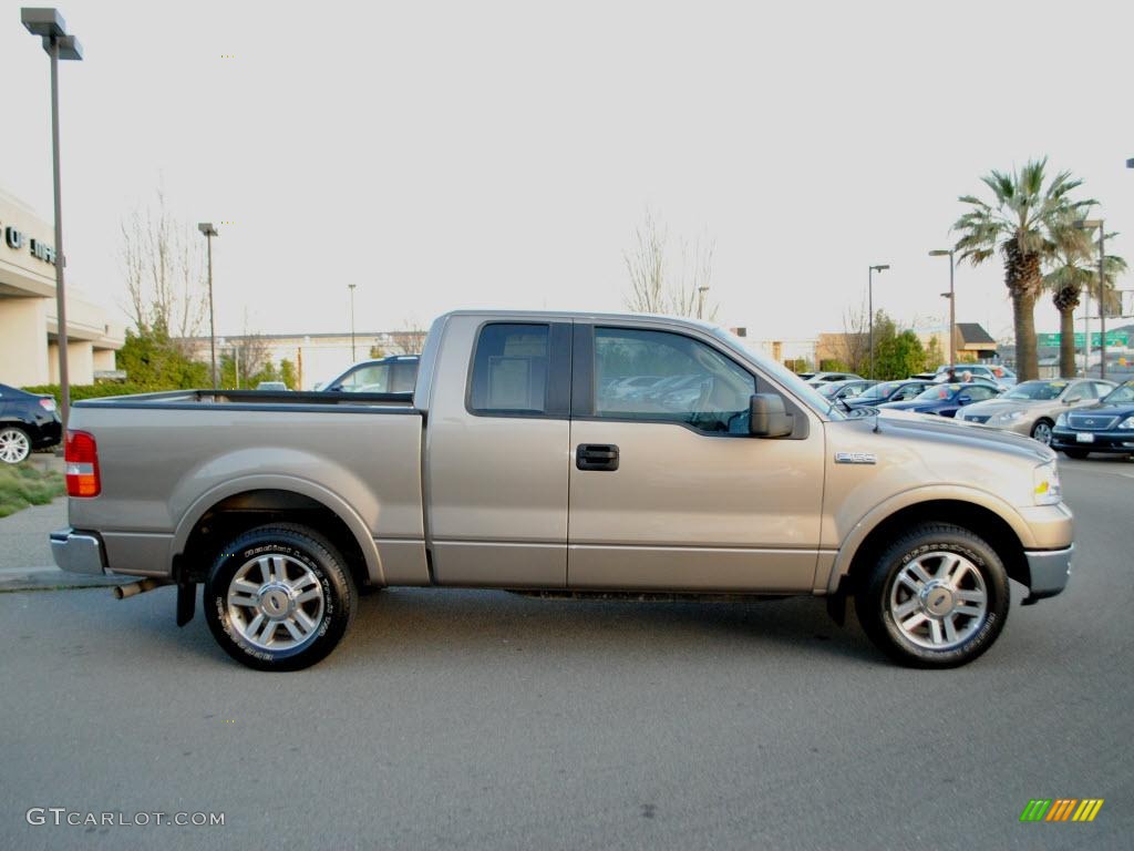 2005 F150 Lariat SuperCab - Arizona Beige Metallic / Tan photo #2