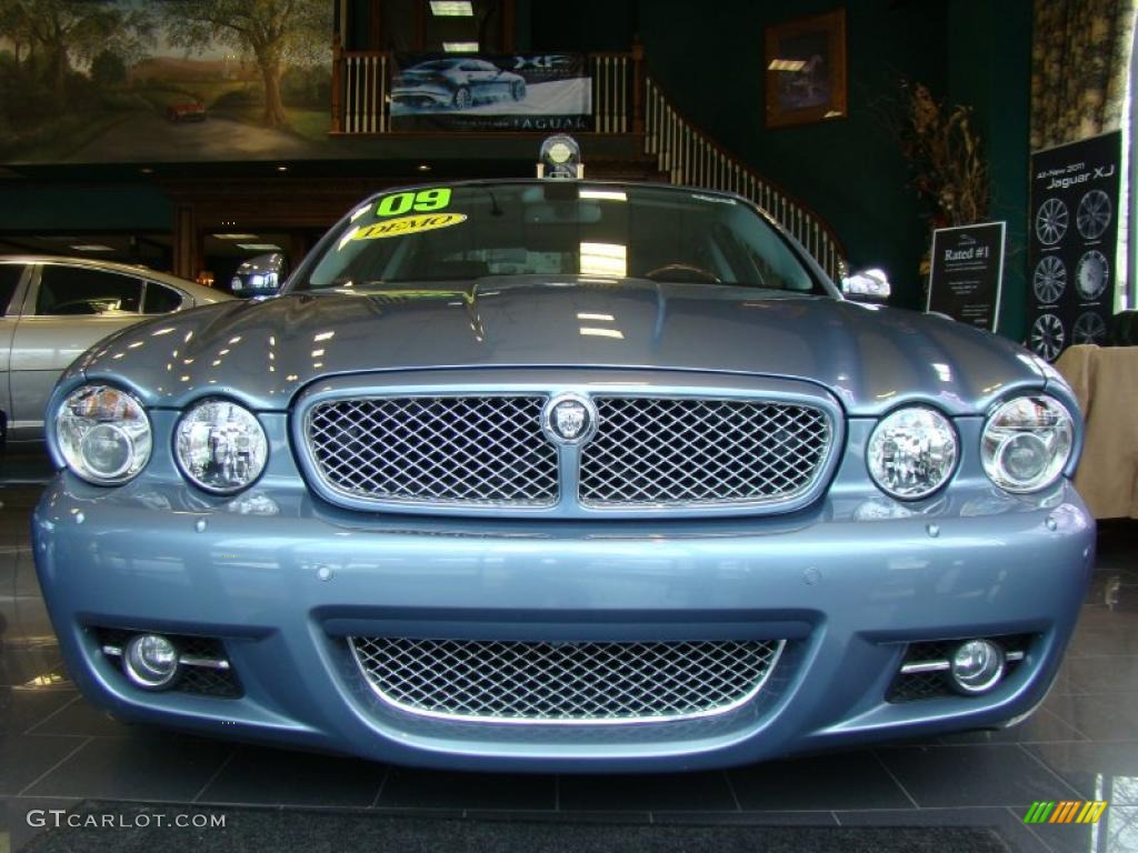 2009 XJ Vanden Plas - Azure Blue / Charcoal/Charcoal photo #2