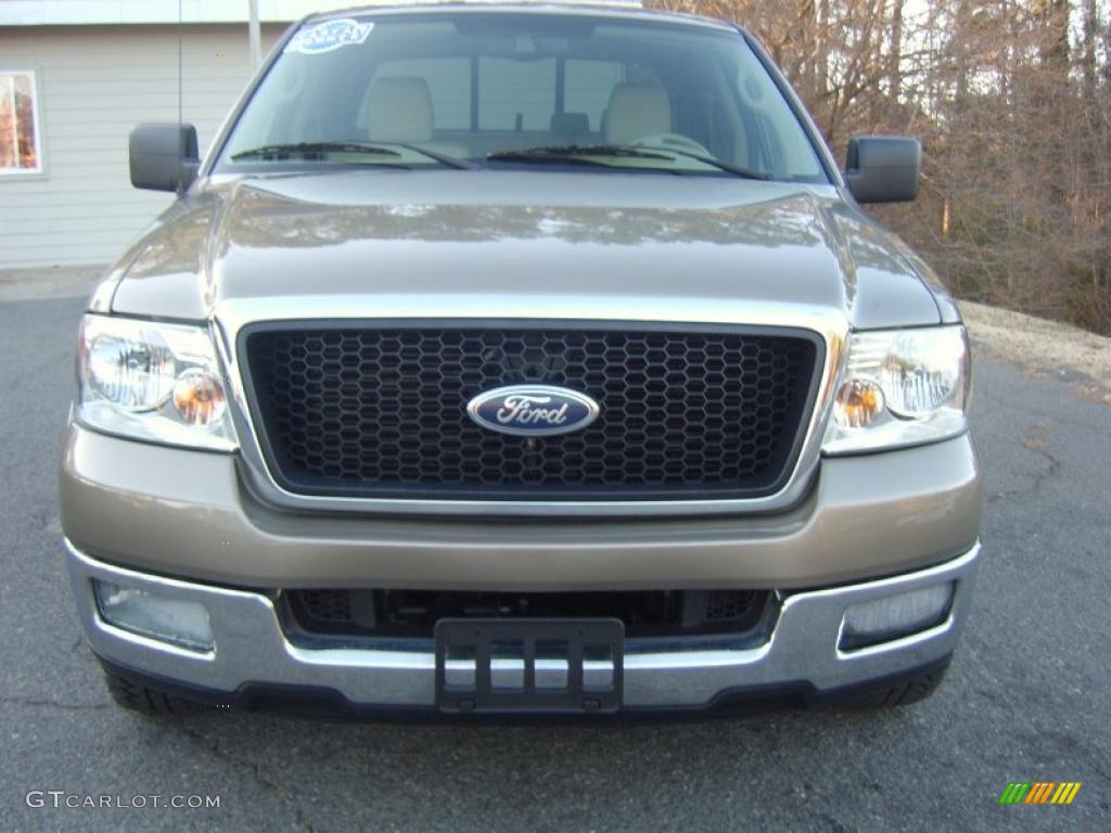 2004 F150 Lariat SuperCrew - Arizona Beige Metallic / Tan photo #3