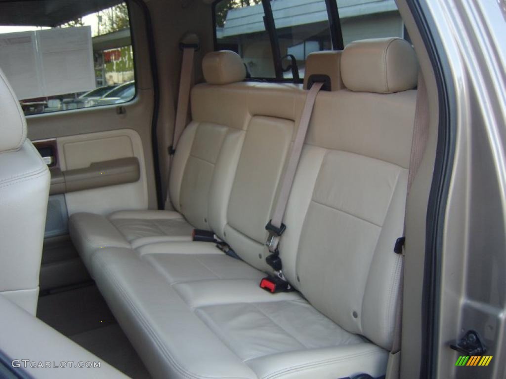 2004 F150 Lariat SuperCrew - Arizona Beige Metallic / Tan photo #11