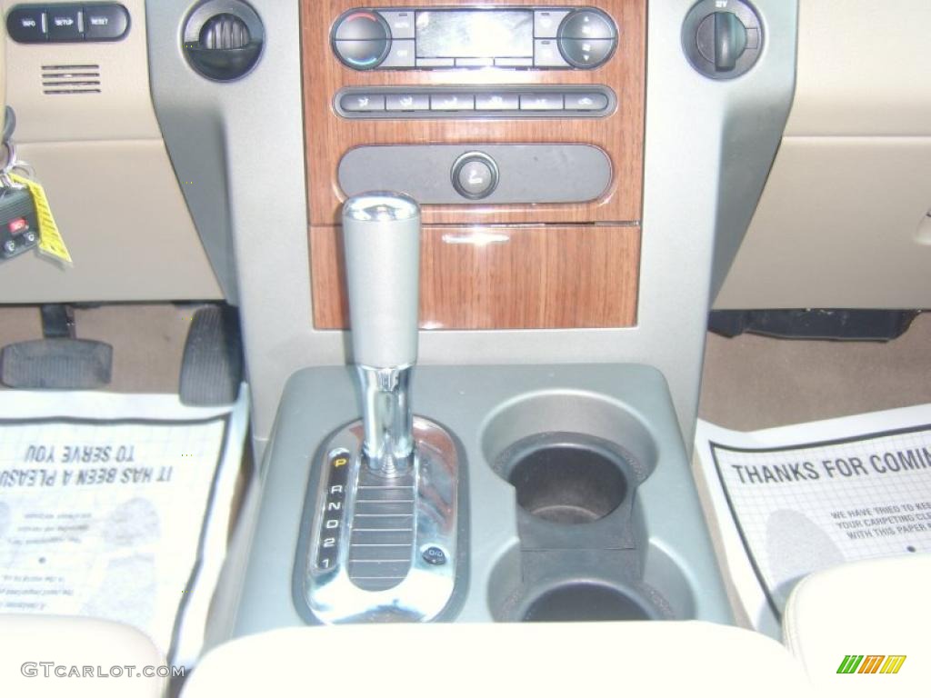 2004 F150 Lariat SuperCrew - Arizona Beige Metallic / Tan photo #16