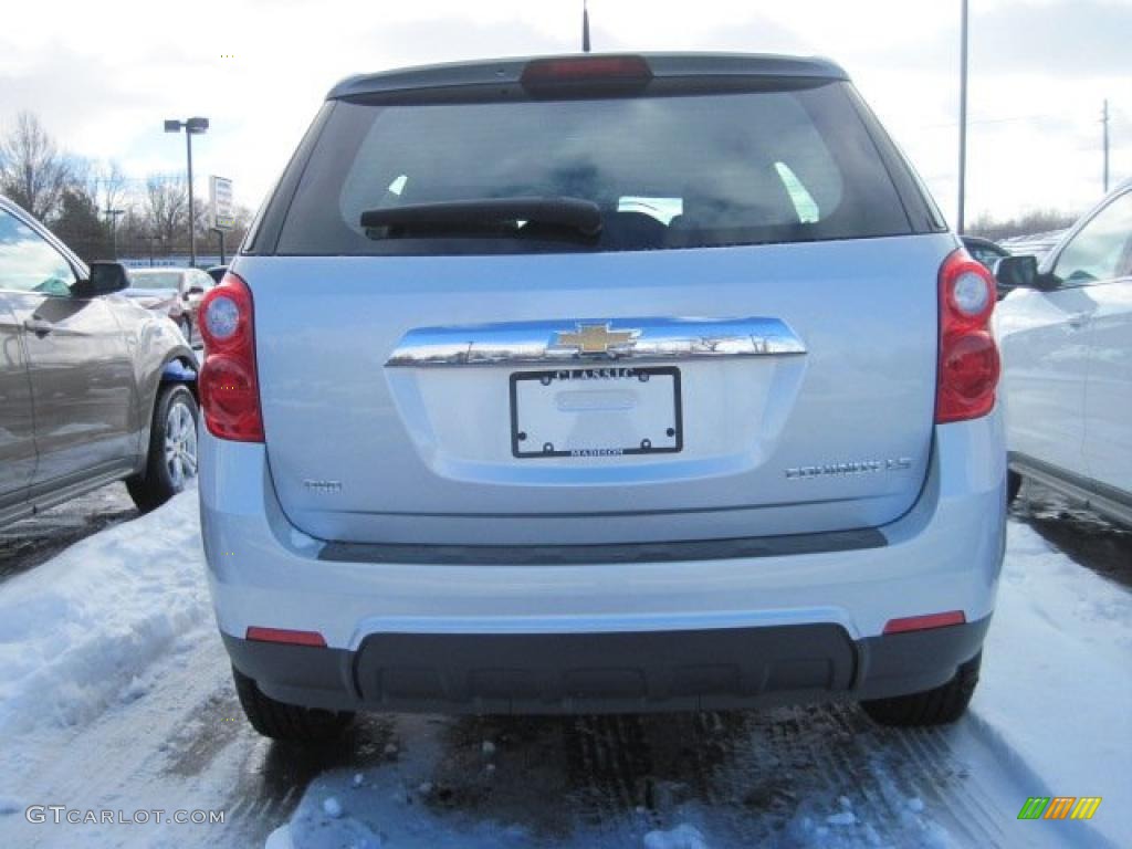 2010 Equinox LS AWD - Silver Ice Metallic / Jet Black/Light Titanium photo #4