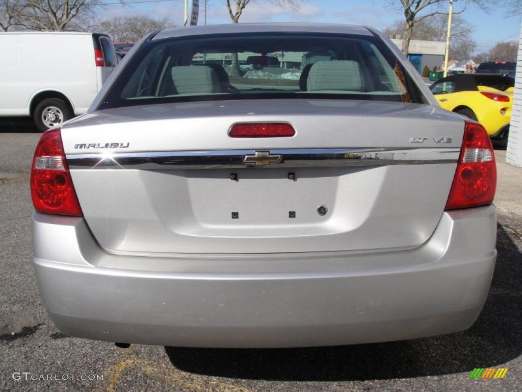 2006 Malibu LT V6 Sedan - Silverstone Metallic / Titanium Gray photo #6