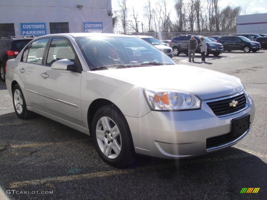 2006 Malibu LT V6 Sedan - Silverstone Metallic / Titanium Gray photo #8