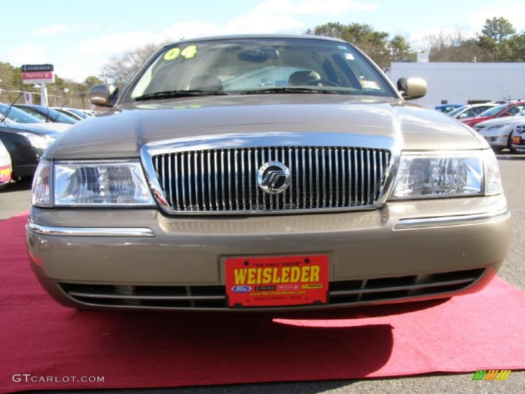 2004 Grand Marquis LS - Arizona Beige Metallic / Medium Parchment photo #4