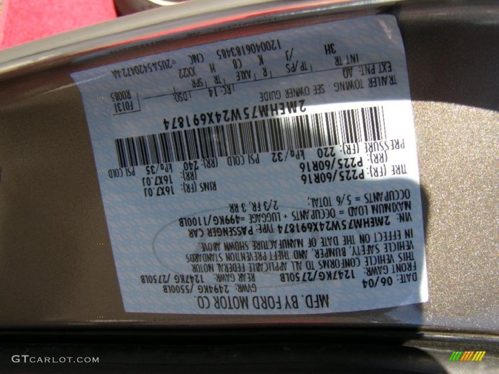 2004 Grand Marquis LS - Arizona Beige Metallic / Medium Parchment photo #13