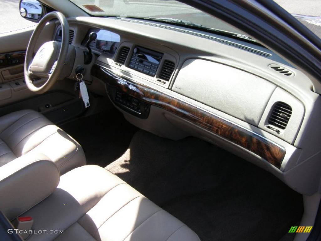 2004 Grand Marquis LS - Arizona Beige Metallic / Medium Parchment photo #23