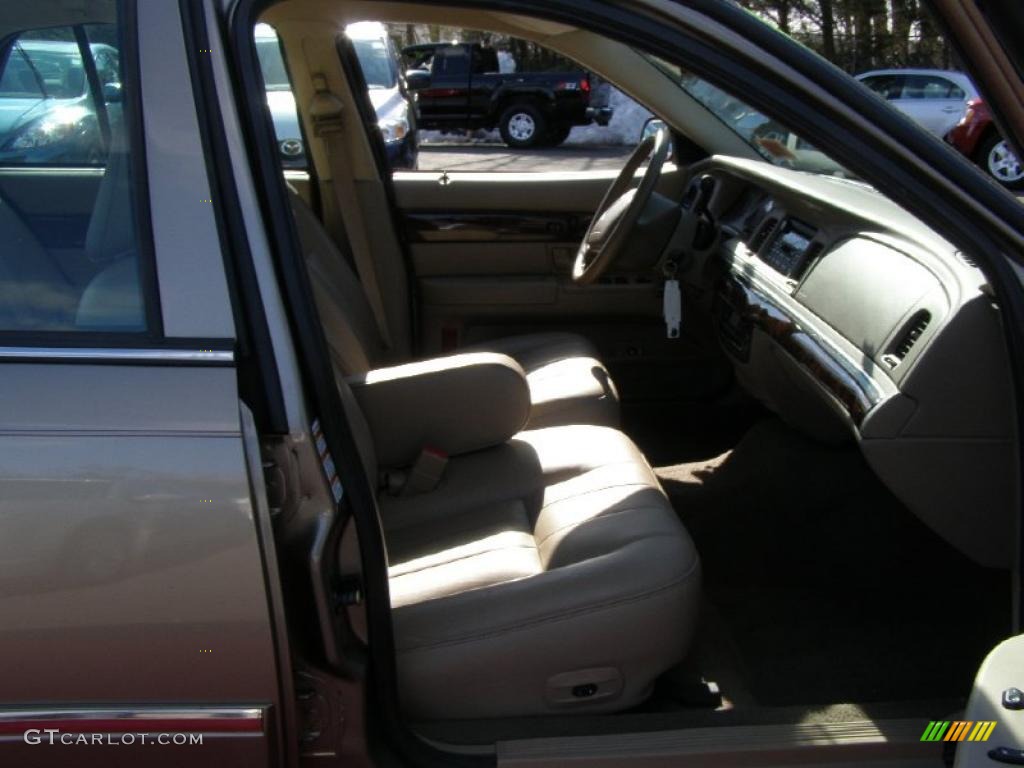 2004 Grand Marquis LS - Arizona Beige Metallic / Medium Parchment photo #24