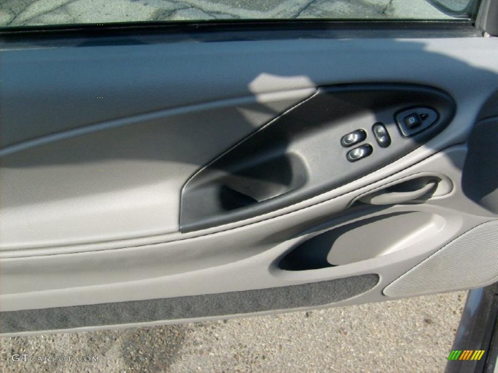 2003 Mustang V6 Coupe - Dark Shadow Grey Metallic / Medium Graphite photo #10