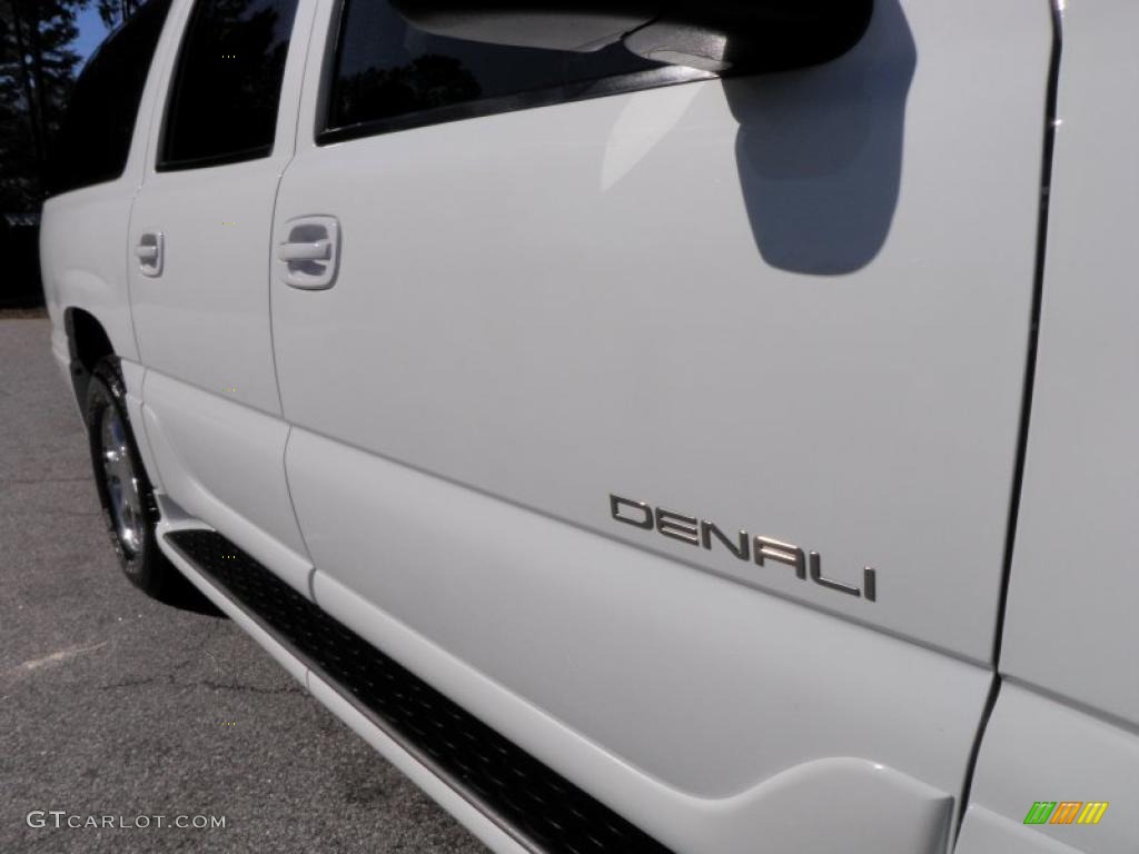 2004 Yukon XL Denali AWD - Summit White / Sandstone photo #17