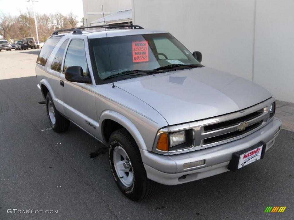 1995 Blazer LS - Dove Gray Metallic / Gray photo #5