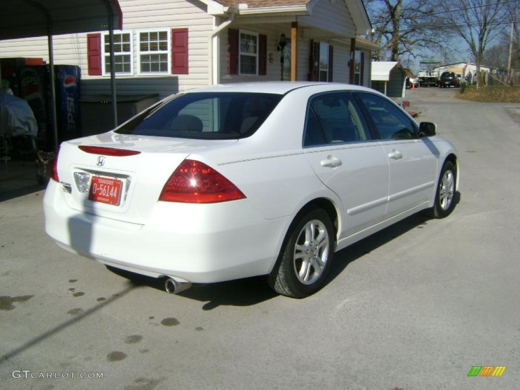 2007 Accord EX Sedan - Taffeta White / Ivory photo #5